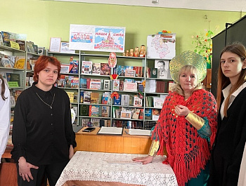 «Народов много — страна одна!»                                                                  Литературно-этнографический час