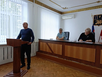 В администрации района прошло расширенное постоянно действующее совещание