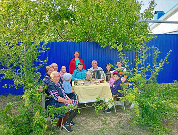 Добрый праздник - День соседа