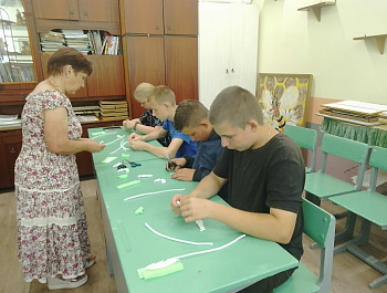 «Мир начинается с семьи…»                                                                                                   Час духовности