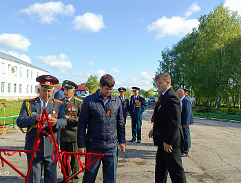 В с. Ивановка перед началом митинга состоялась  акция «Звезда памяти», приуроченная  к 80-ю годовщины Победы в Великой Отечественной войне
