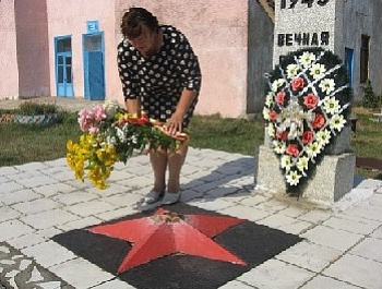 «Цветы памяти»                                                                                                          Акция