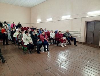 В предверии дня 8 марта в сельском клубе р. п. Свободный состоялся праздничный концерт