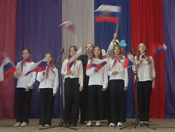 Берёзовка- концерт к дню флага