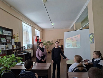 «Наши истоки. Читаем фольклор»                                                                  Литературная гостиная