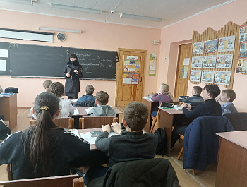 Внимание, весенние каникулы