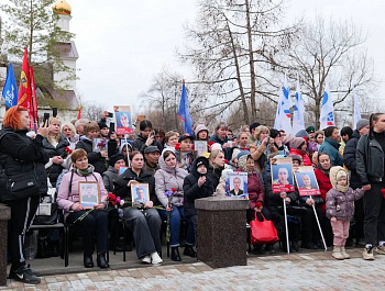 В Парке Победы на Соколовой горе состоялась церемония занесения имен военнослужащих, погибших в ходе проведения специальной военной операции на территории Украины