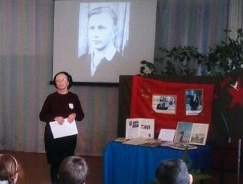 Я в бой иду за русские берёзы, за Сталинград, за Волгу, за семью