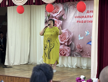 Глава района Андрей Кушнарёв принял участие в концерте в ГАУ СО «Адоевщинский дом‑интернат» 