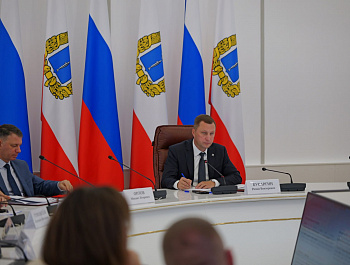 Губернатор Роман Бусаргин провел постоянно действующее совещание с участием зампредов и министров Правительства области, а также глав районов