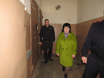  «Гражданский мониторинг» в изоляторе и дежурной части