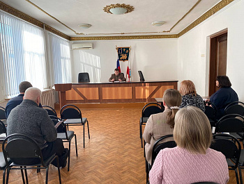 Сегодня глава района Артём Курочкин провёл заседание антитеррористической комиссии района