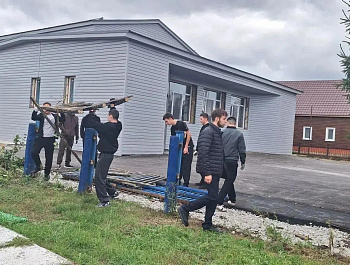 По поручению главы администрации Яковлевского муниципального образования Рината Тугушева проведены работы по благоустройству