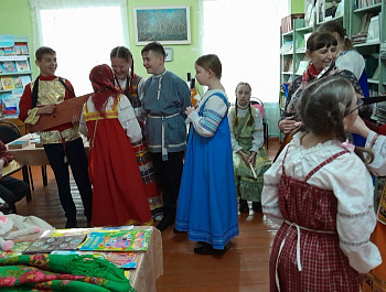 «Как-то раз на Красную горку» Фольклорные  посиделки