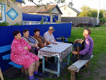 На базе Большесодомского СДК проведена акция ,, Спой соседу,,