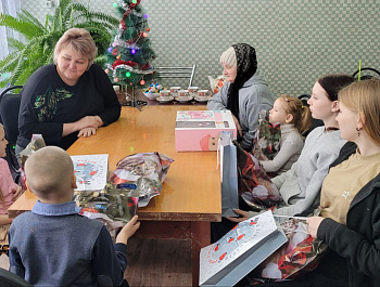  В  "День многодетной семьи" глава района Наталья Трошина поздравила семью Подушкиных