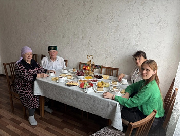 «65 лет гармонии: праздник крепкой семьи»                                         Поздравительная акция