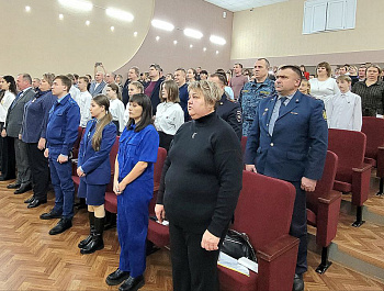 Сегодня исполнилось 31 год документу, благодаря которому мы с гордостью называем себя россиянами, можем трудиться, мечтать, жить свободно и справедливо