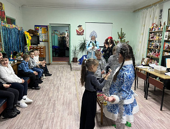 «Новогодняя тусовка» Праздничное представление