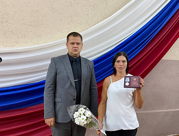 Временно исполняющий полномочия главы района А.Д. Курочкин принял участие в церемонии вручения 41-го тома Книги памяти родным и близким военнослужащих, погибших в ходе специальной военной операции