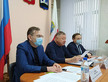 Сергей Зюзин в Воскресенском районе принял участие в совещании с главами 5 районов области
