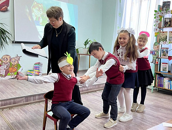 «Первоучители добра и просвещения»                                                                                                                             Час общения