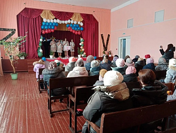 В преддверии Дня Защитника Отечества в СДК с. Большая Чечуйка прошло праздничное мероприятие, собравшее жителей села в одну дружную семью