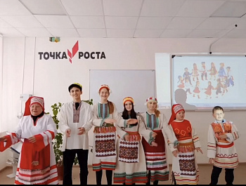 В рамках года "Дружбы Народов России"Работники Сухокарабулакского СДК провели мероприятие "Хоровод Дружбы"