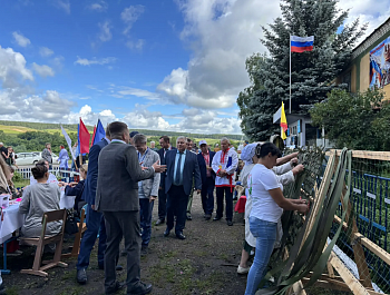 Глава администрации Шняевского муниципального образования Юрий Юртаев принял участие в областном национальном празднике «Акатуй»