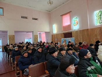 24 декабря в здании Белогорского дома культуры  состоялось собрание граждан сел Белая  Гора и Шняево