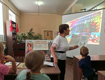 «Я по улице шагаю»                                                                                                                                 Литературно-правовой  мульт-урок