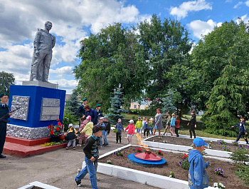 22 июня на площади с. Алексеевка у Памятника погибшим односельчанам прошел митинг памяти «Будем памяти верны»