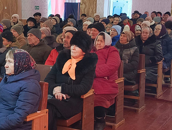 24 декабря в здании Белогорского дома культуры  состоялось собрание граждан сел Белая  Гора и Шняево