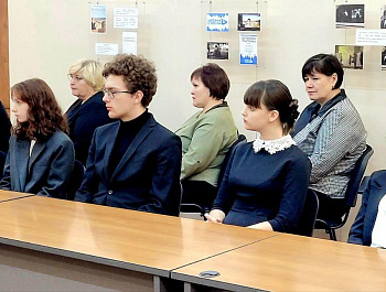 Сегодня состоялась встреча с учащимися медико-биологического класса школы №1 р.п. Базарный Карабулак и их родителями