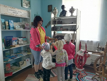 Музей посетили воспитанники детского сада с. Первая Ханенëвка