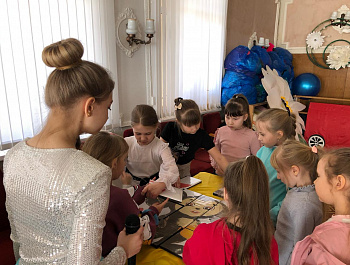 Игровая программа «Чебурашка в кругу друзей»