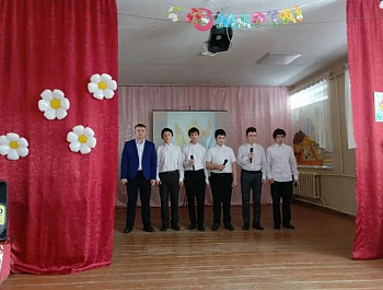 6 марта, в СДК с.Вязовка, в предверии 8 Марта, состоялся праздничный концерт "В этот день, весной согретый, все цветы и песни Вам!"