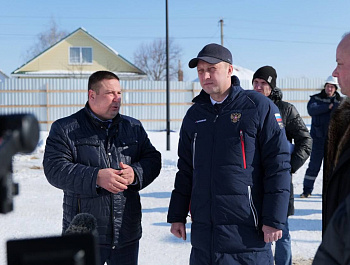 В рамках рабочего визита в Балашовский район губернатор Роман Бусаргин посетил село Репное