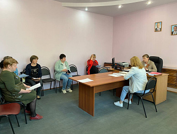 В администрации района прошло заседание комиссии по делам несовершеннолетних и защите их прав Базарно-Карабулакского муниципального района