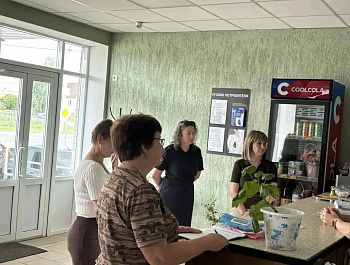 Под руководством заместителя главы администрации района по экономике Валентины Романовой прошёл очередной рейд по выявлению случаев неформальной занятости 