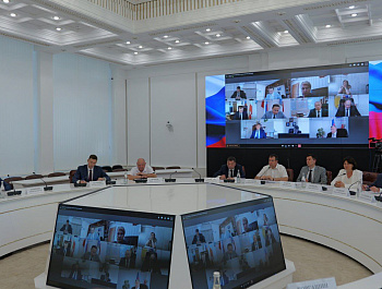 Губернатор Саратовской области Роман Бусаргин провел совещание по подготовке районов к предстоящему осенне-зимнему периоду и отопительному сезону