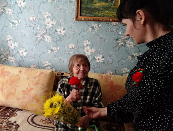 Парад у дома ветерана