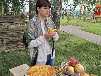 Народный праздник «Три Спаса в августе» в Алексеевском доме культуры