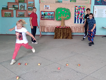                         «Солнечный праздник – яблочный  спас »