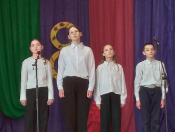 «С весенним, светлым, женским днём»