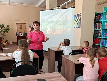 «И жестока,  и страшна,  шла по Родине война»                                                          Литературно- патриотическая  переменка