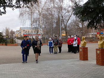 Сегодня - памятная дата России - День Героев Отечества!