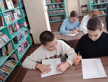 «Народная мудрость в сказках Даля»                                                                               Час словесности